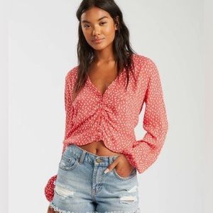 Billabong Long Sleeve Starry Nights Printed Cropped Top - Pink - M
